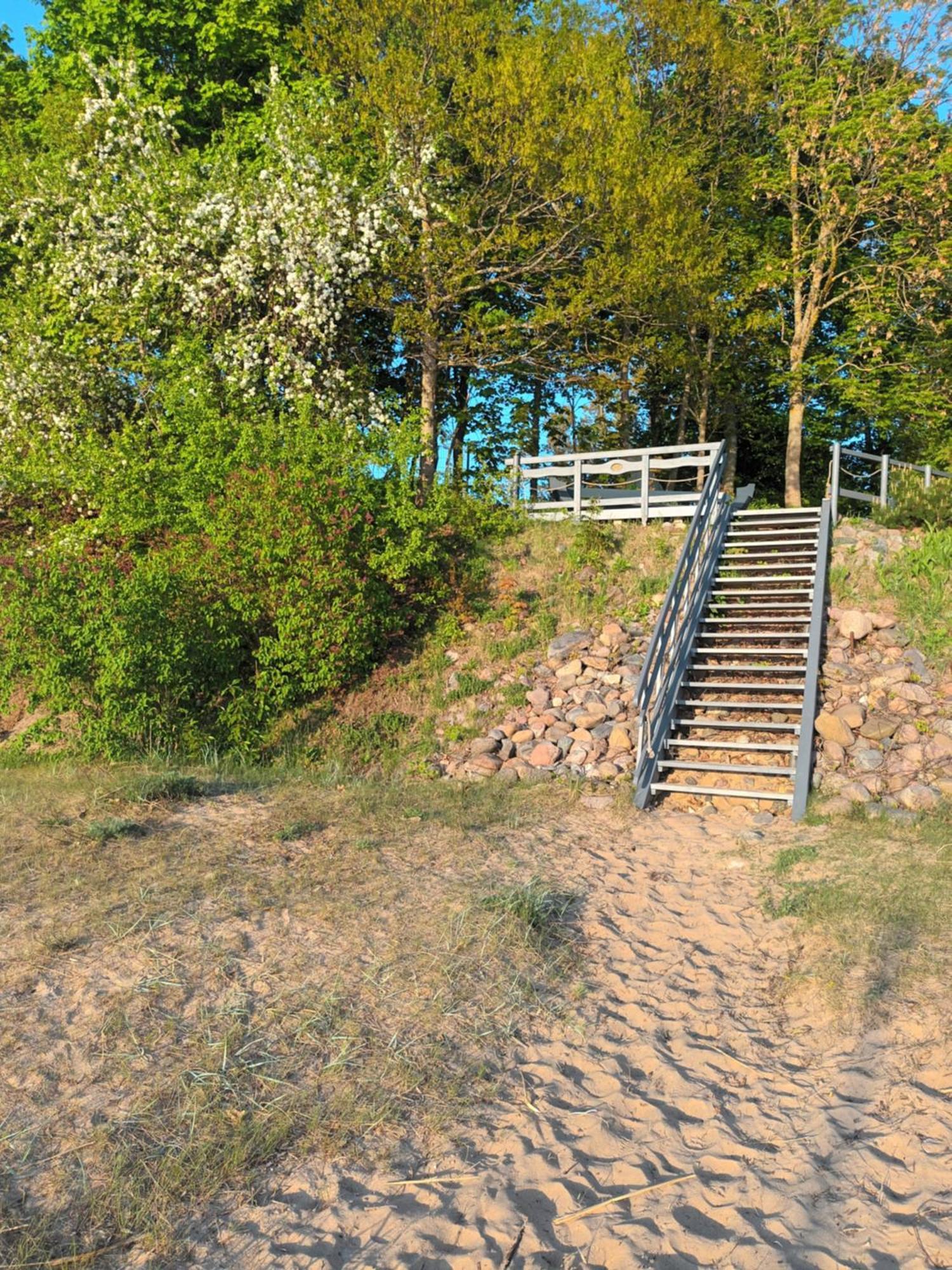 Hotel Viesu Nams Juras Bura Tūja Exteriér fotografie